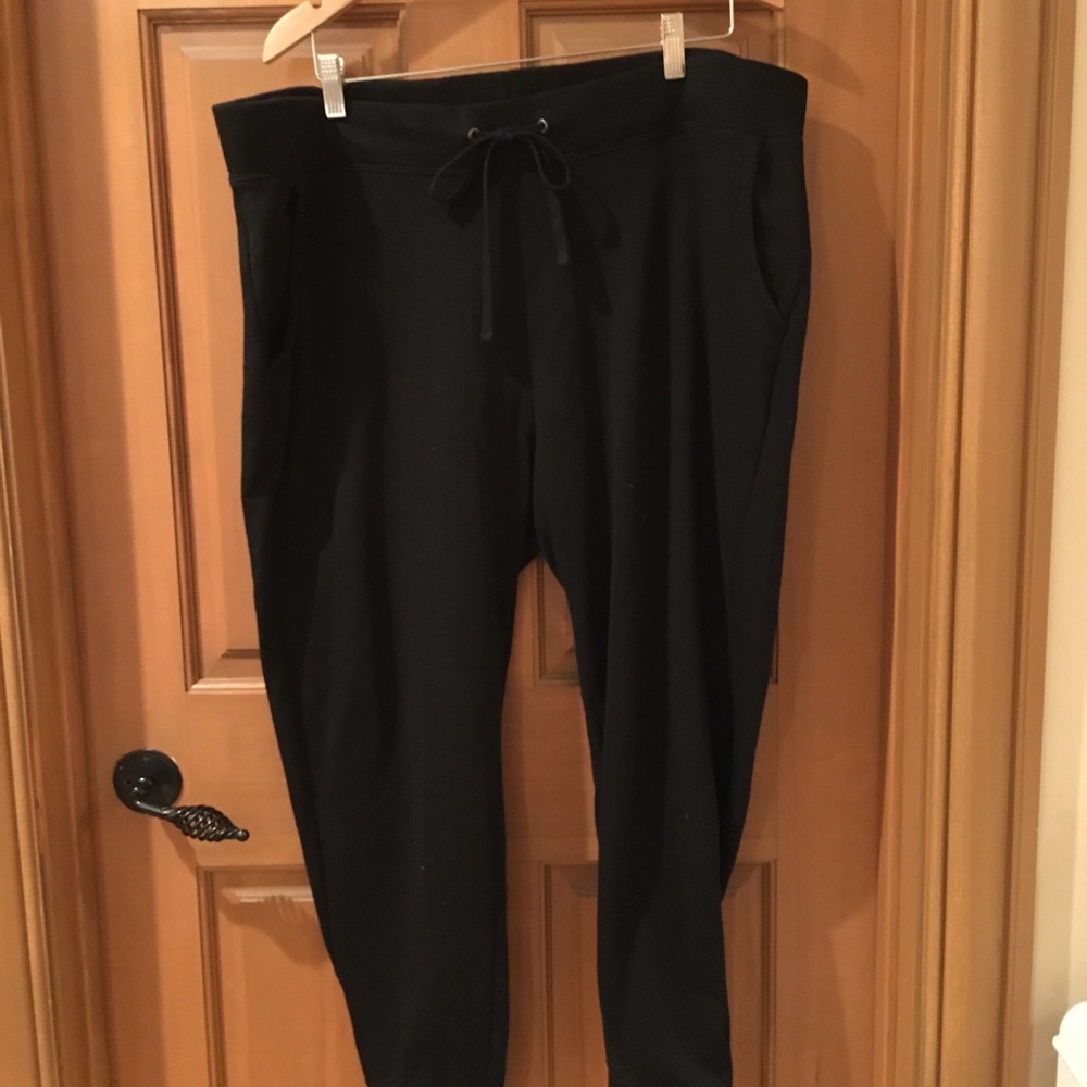 Old Navy black joggers